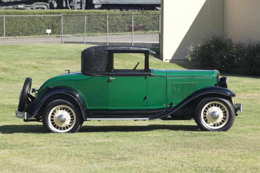  DeVaux 6-75 Sport Coupe 1931 года  (фото 8 из 14)